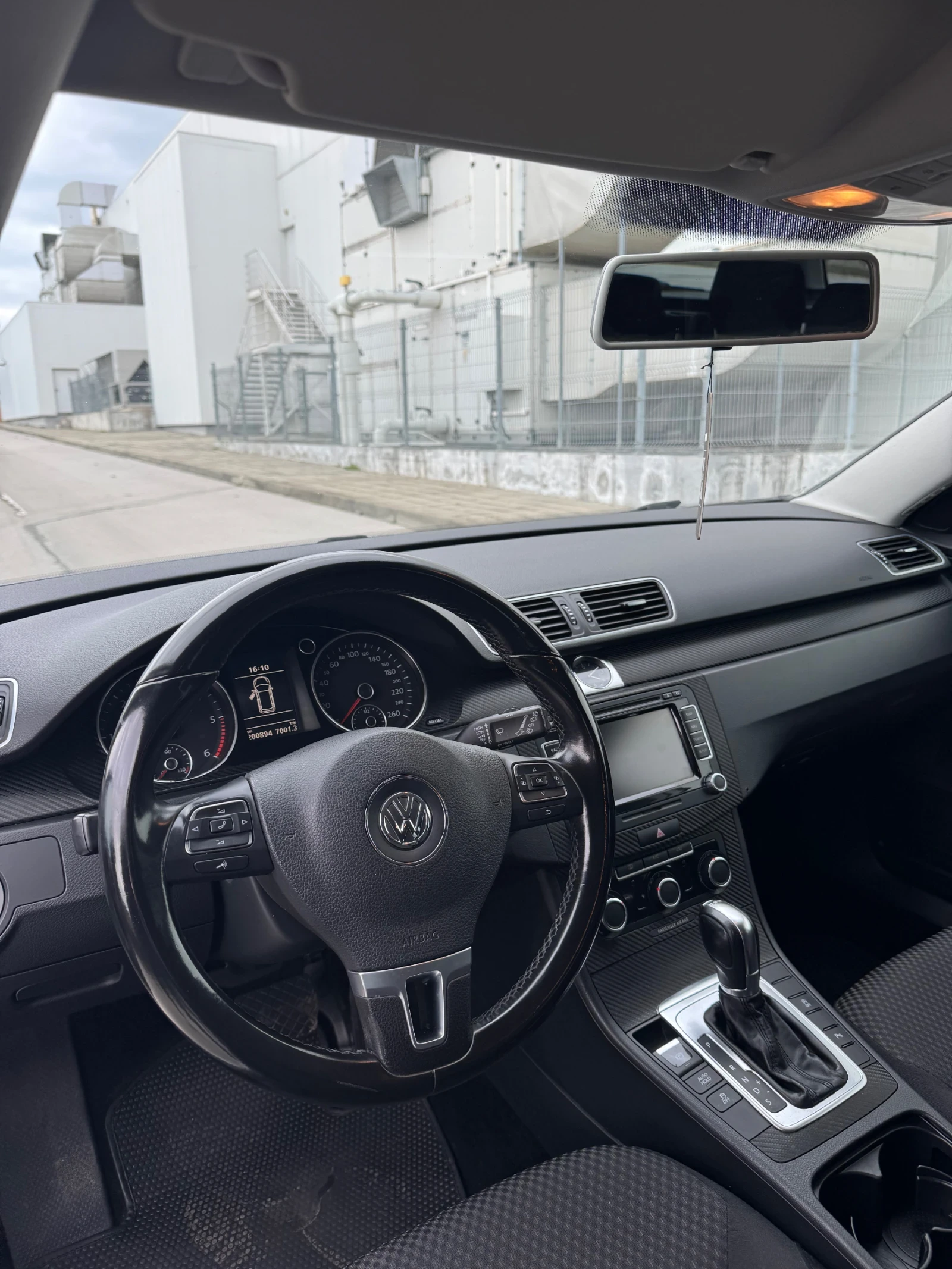 VW Passat 2.0 TDI, снимка 6 - Автомобили и джипове - 53941981