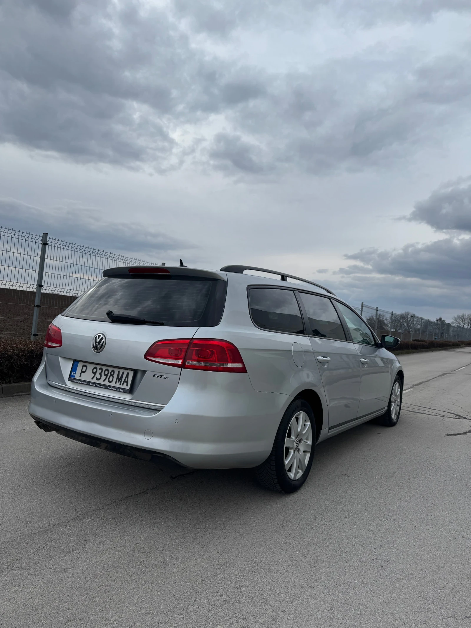 VW Passat 2.0 TDI, снимка 2 - Автомобили и джипове - 53941981