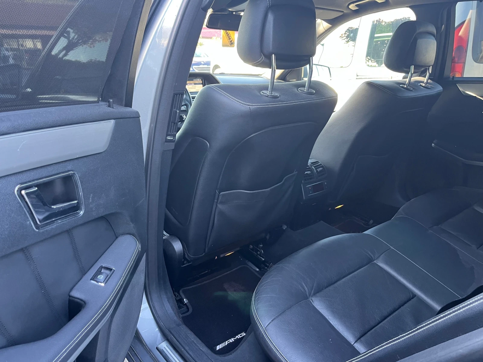 Mercedes-Benz E 500 5.5i AMG, снимка 17 - Автомобили и джипове - 54335616