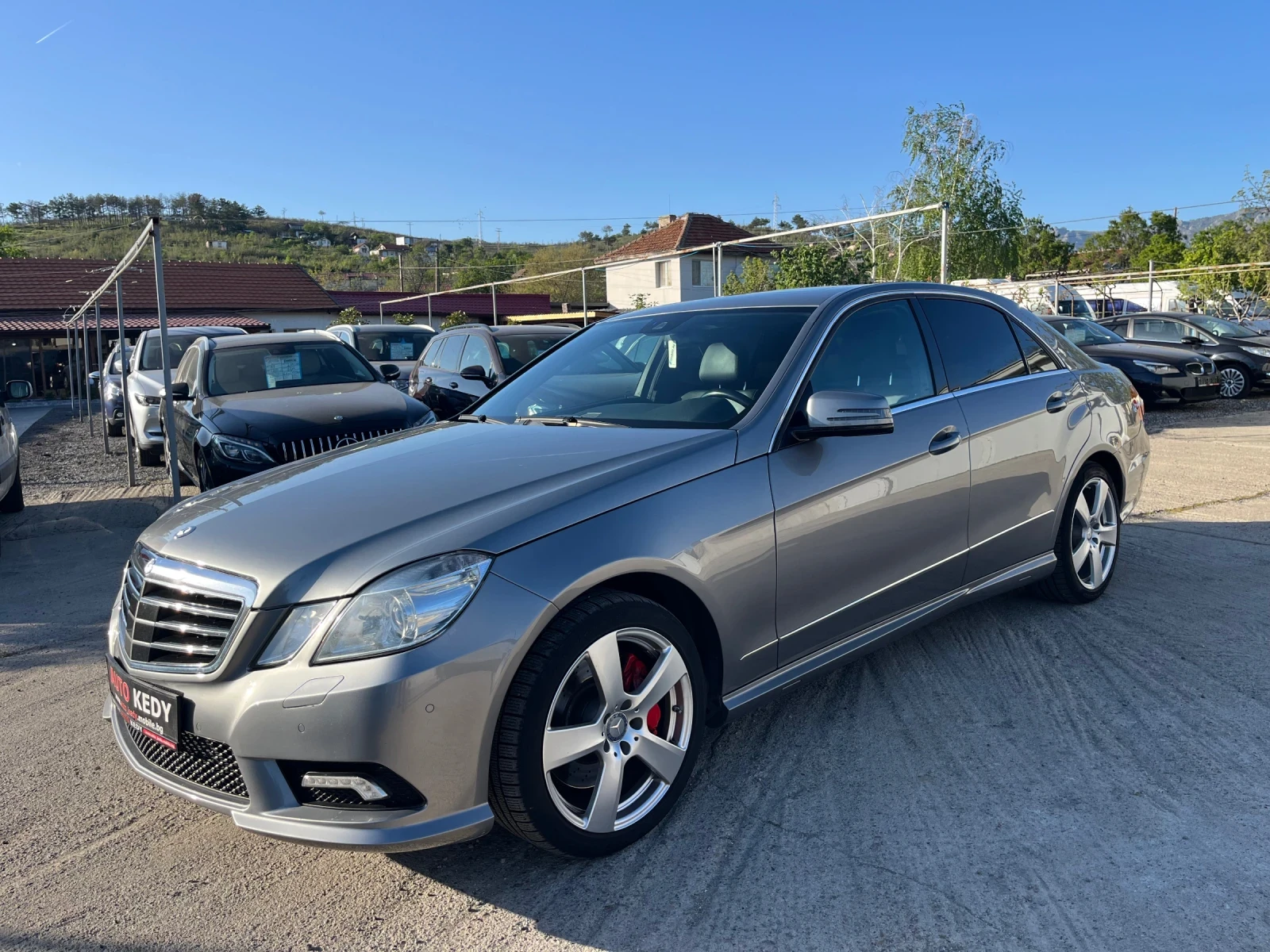 Mercedes-Benz E 500 5.5i AMG
