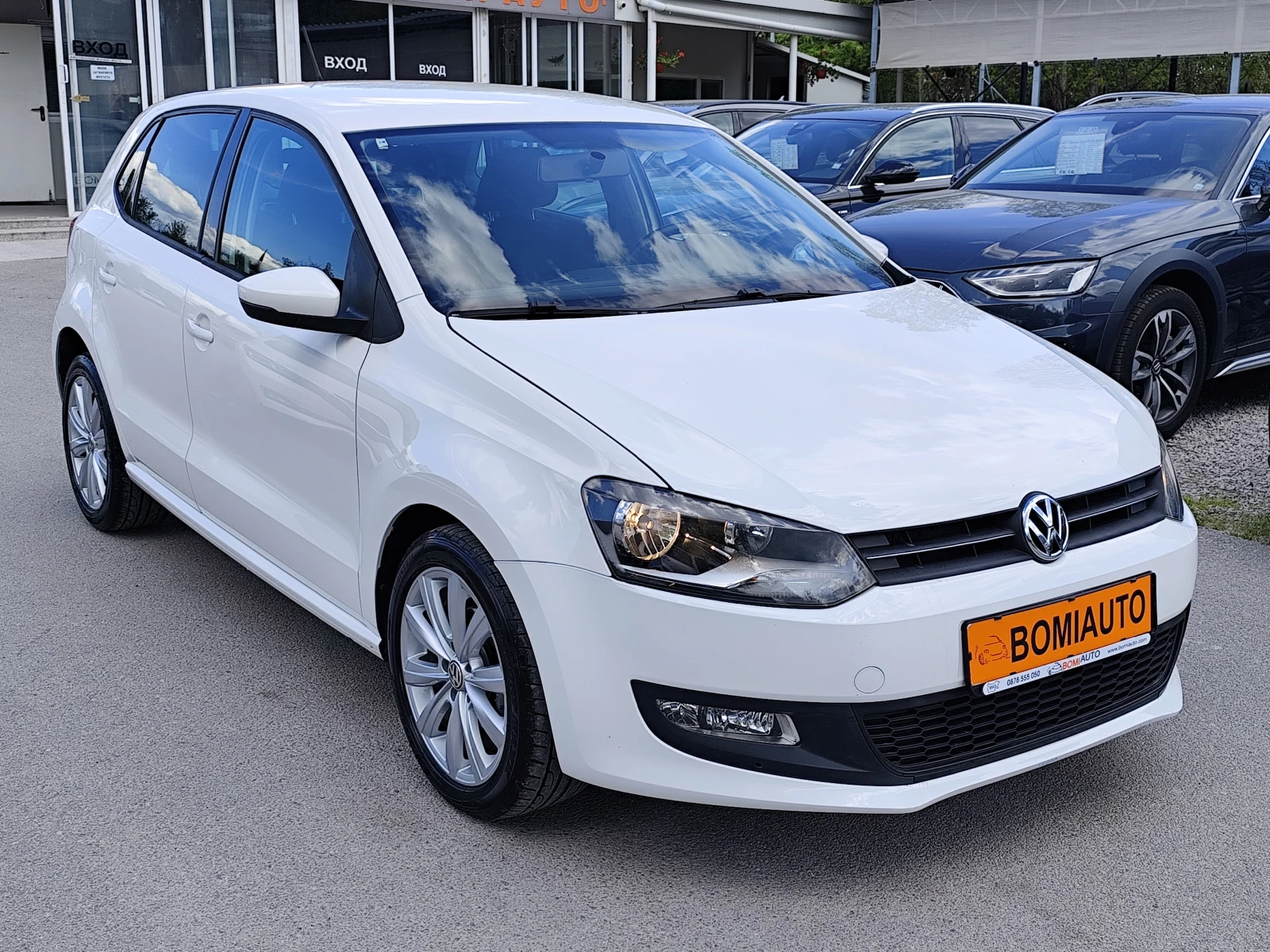 VW Polo 1.4i* KLIMATRONIK* EURO5A* , снимка 2 - Автомобили и джипове - 54343936