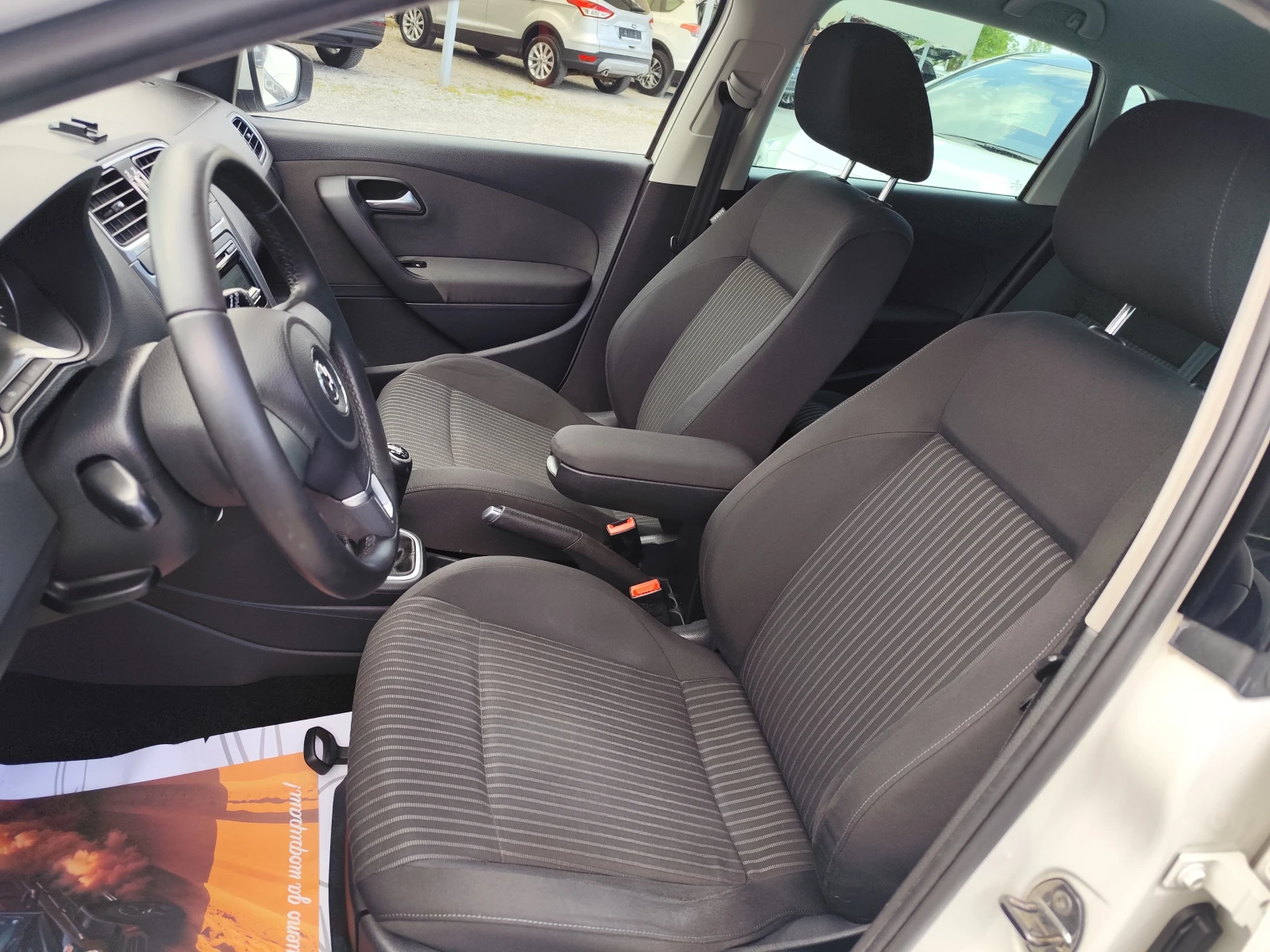 VW Polo 1.4i* KLIMATRONIK* EURO5A* , снимка 6 - Автомобили и джипове - 54343936