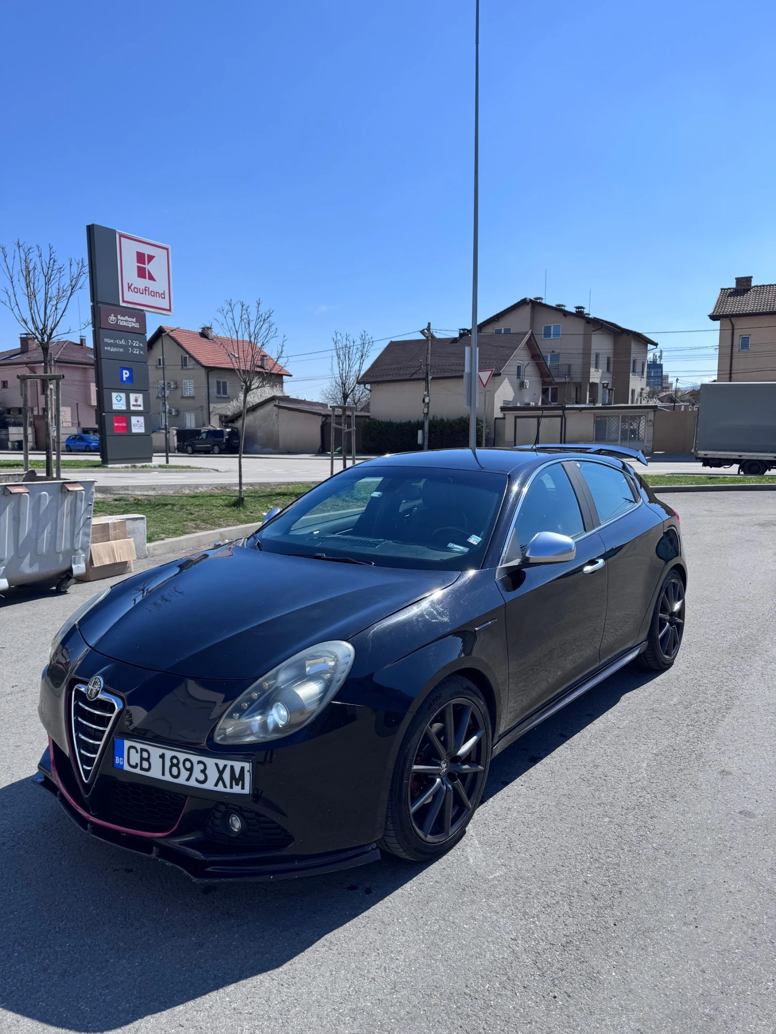 Alfa Romeo Giulietta Sportiva, снимка 16 - Автомобили и джипове - 54438693