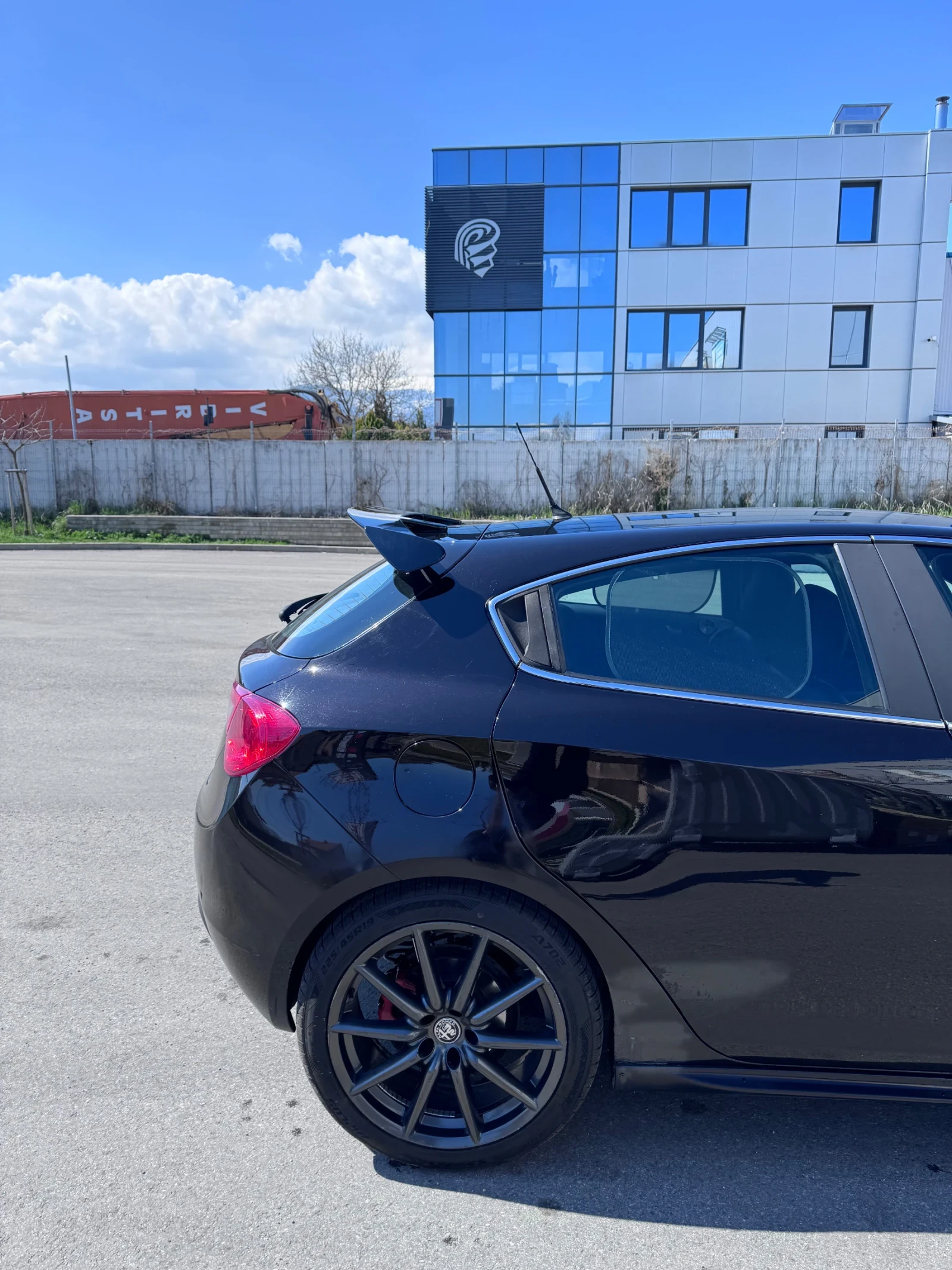 Alfa Romeo Giulietta Sportiva, снимка 4 - Автомобили и джипове - 54438693