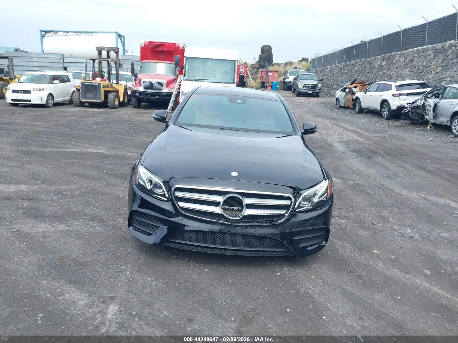Mercedes-Benz E 300 ��� �����* 4MATIC* �������* BURMESTER* �������* �� | Mobile.bg � ����������� 2