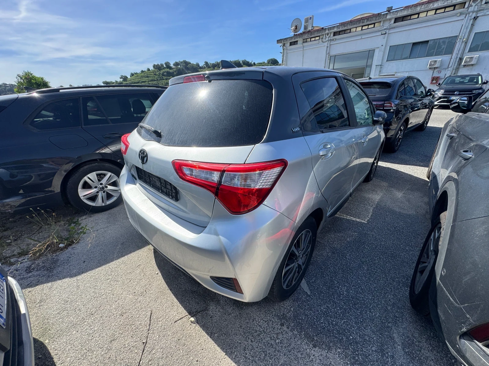 Toyota Yaris 1.0Benzin:;58017км::Тoп-Y20 ИНДИВИДУАЛЕН !!, снимка 4 - Автомобили и джипове - 54886137