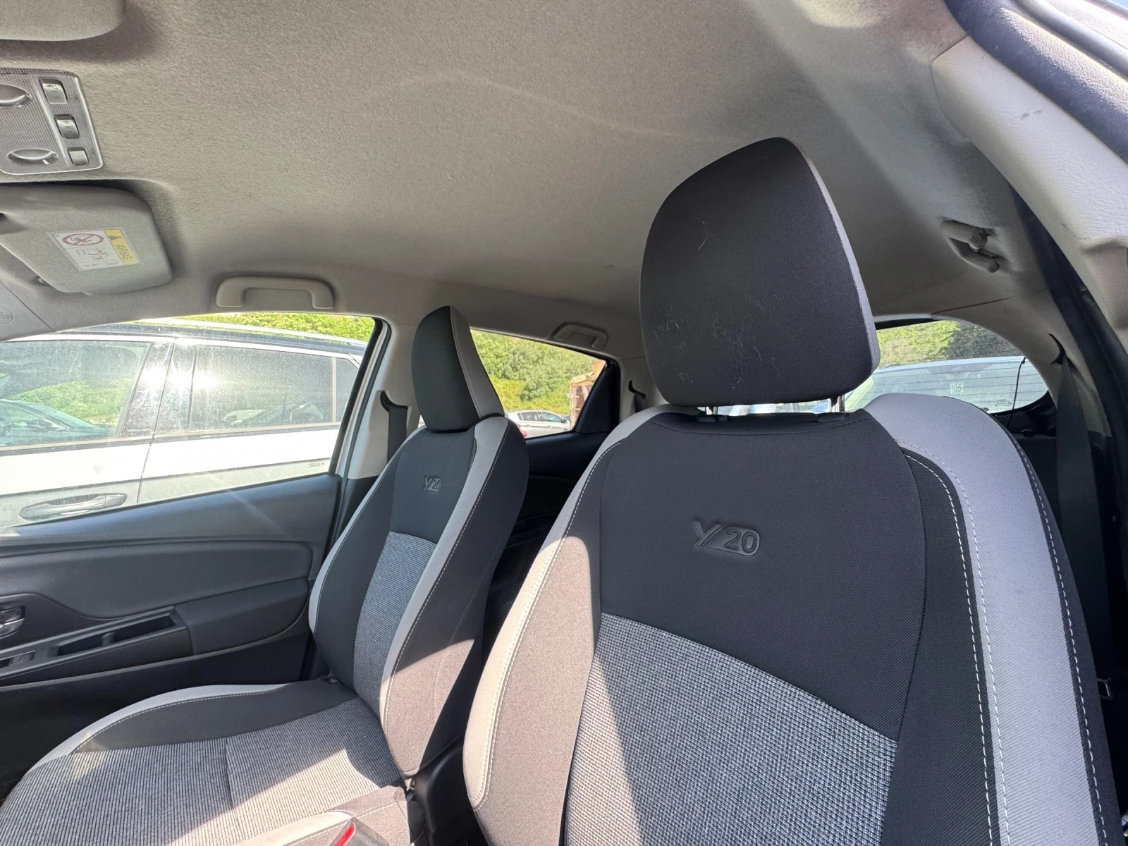 Toyota Yaris 1.0Benzin:;58017км::Тoп-Y20 ИНДИВИДУАЛЕН !!, снимка 9 - Автомобили и джипове - 54886137
