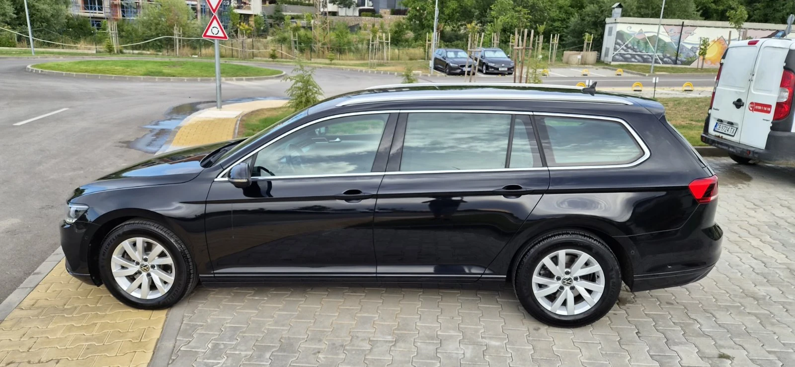 VW Passat 2.0 TDI EVO / Business/ DSG7/ACC | Mobile.bg � ����������� 8