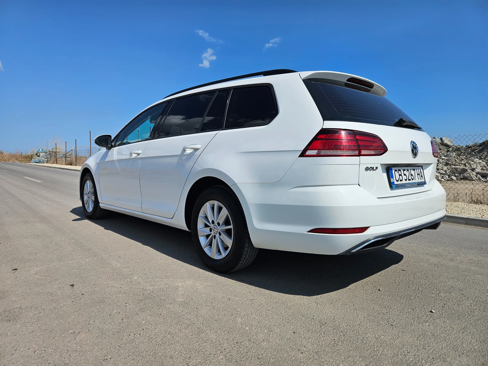VW Golf 7.5 1.6TDI, снимка 3 - Автомобили и джипове - 56714783