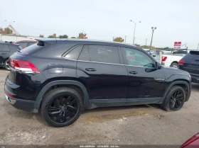 VW Atlas 2l Volkswagen Cross Sport 2.0T Se W/Technology, снимка 13 - Автомобили и джипове - 53687738