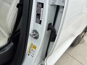 Volvo XC40 Momentum  CARFAX - 22200 € / 43419.43 лв. - 33910837 10