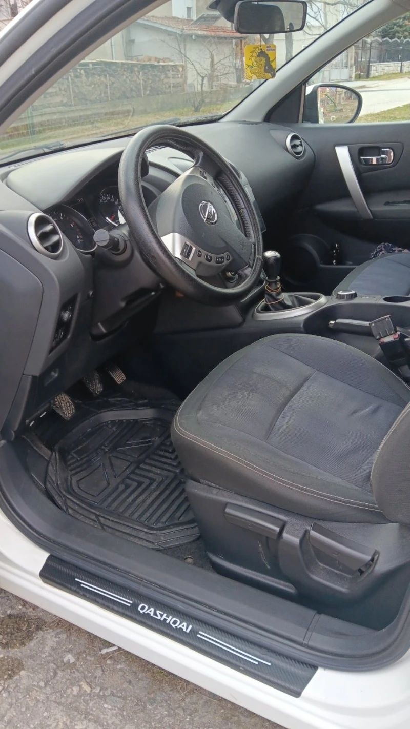 Nissan Qashqai 2.0 D 4x4 150кс., снимка 7 - Автомобили и джипове - 46801625