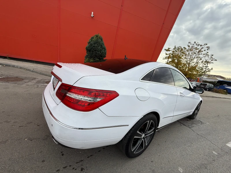 Mercedes-Benz E 350 БАРТЕР* AMG* COUPE* Обдухване* , снимка 3 - Автомобили и джипове - 47452173