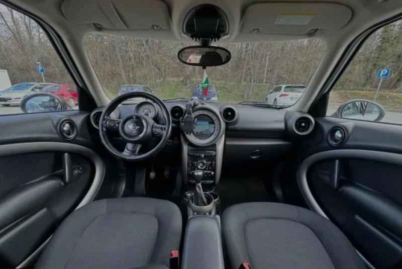 Mini Countryman 1.6D, снимка 6 - Автомобили и джипове - 52380021