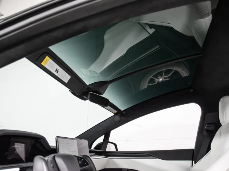 Tesla Model X PLAID, снимка 12 - Автомобили и джипове - 53403419