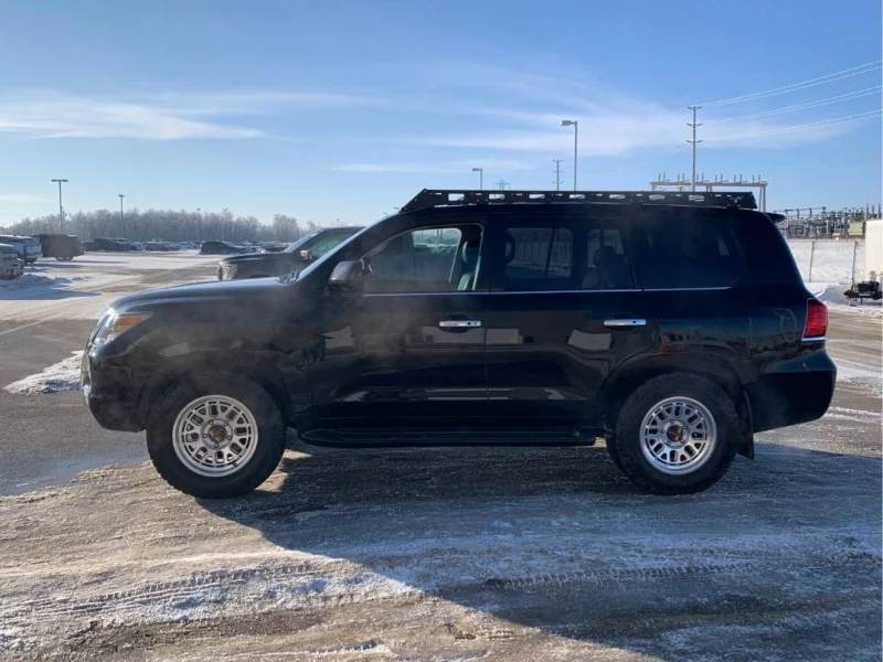 Lexus LX 570 * * CARFAX * * АВТО КРЕДИТ * * , снимка 4 - Автомобили и джипове - 53479241