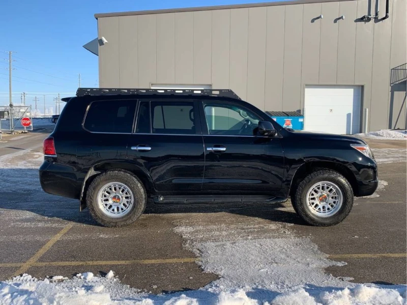 Lexus LX 570 * * CARFAX * * АВТО КРЕДИТ * * , снимка 3 - Автомобили и джипове - 53479241