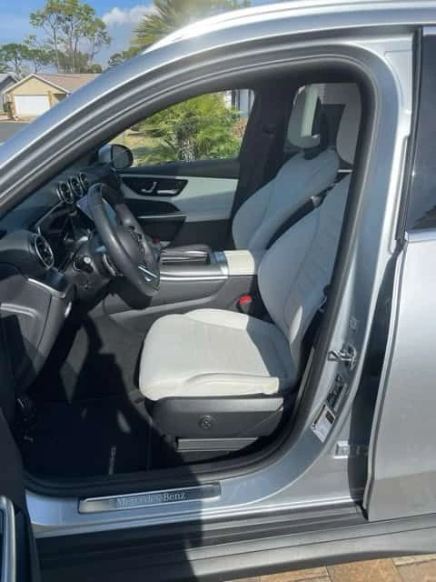 Mercedes-Benz GLC * 300 * CARFAX * ЦЕНА ДО БГ, снимка 4 - Автомобили и джипове - 53576116