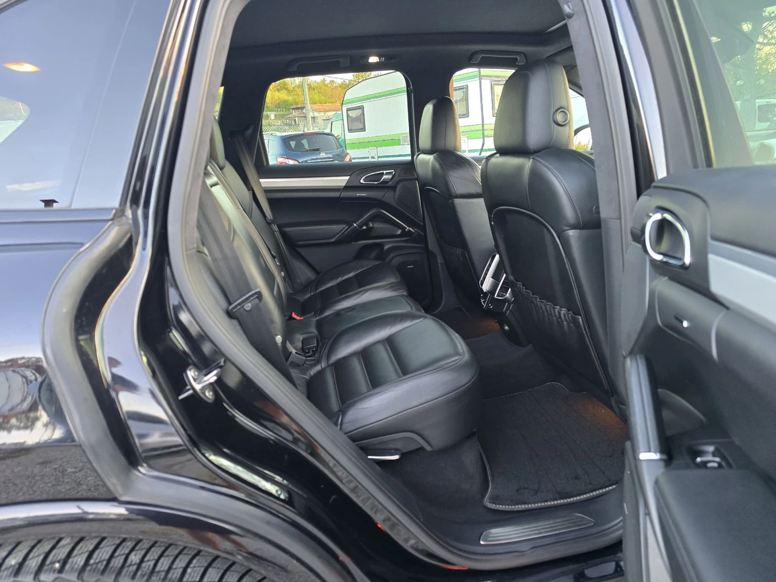 Porsche Cayenne TURBO 4.8 I 500 К.С. ФУЛЛ / ПАНОРАМА /КЕЙЛЕС/ БОС - изображение 10