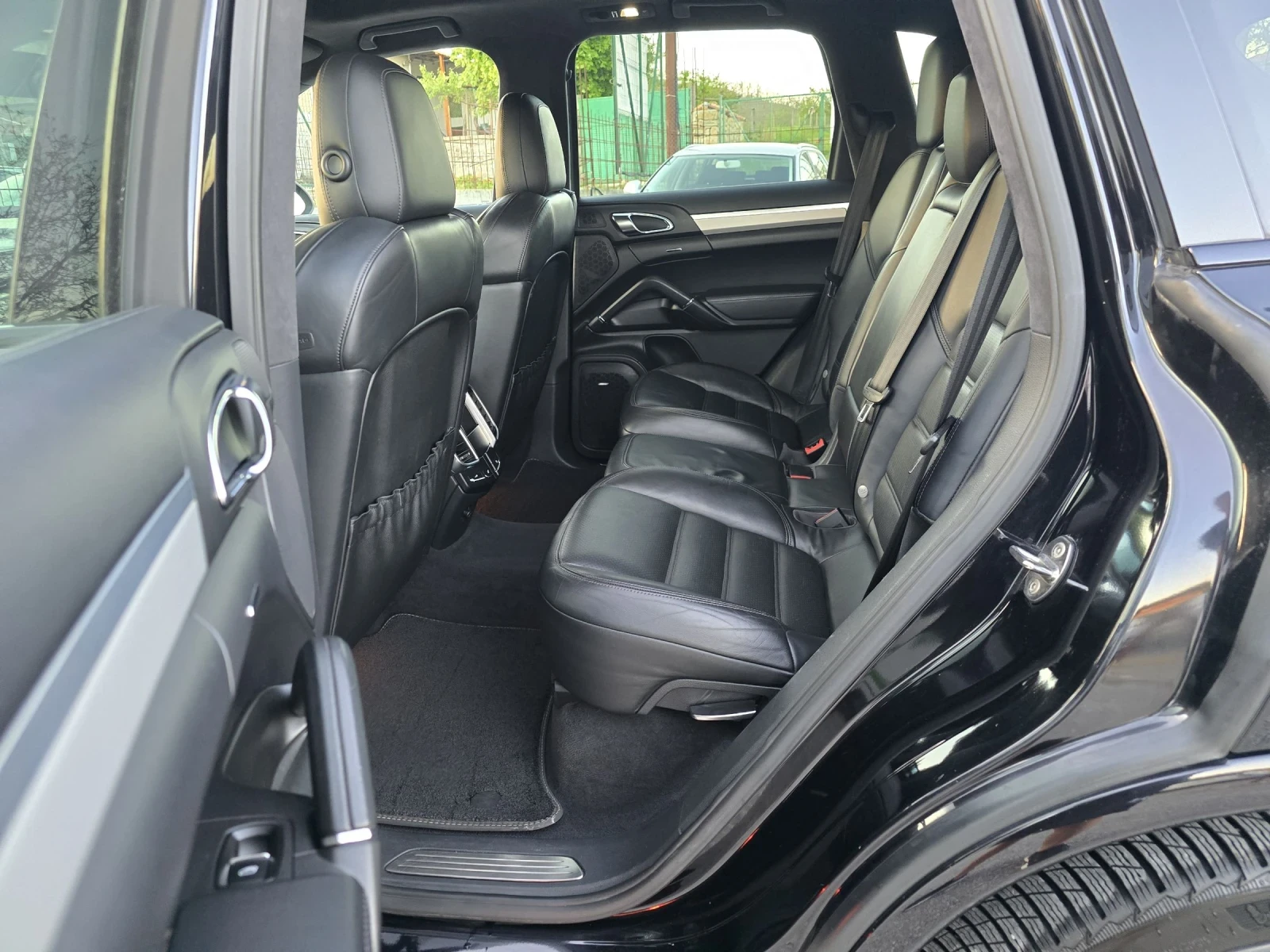 Porsche Cayenne TURBO 4.8 I 500 К.С. ФУЛЛ / ПАНОРАМА /КЕЙЛЕС/ БОС - изображение 9