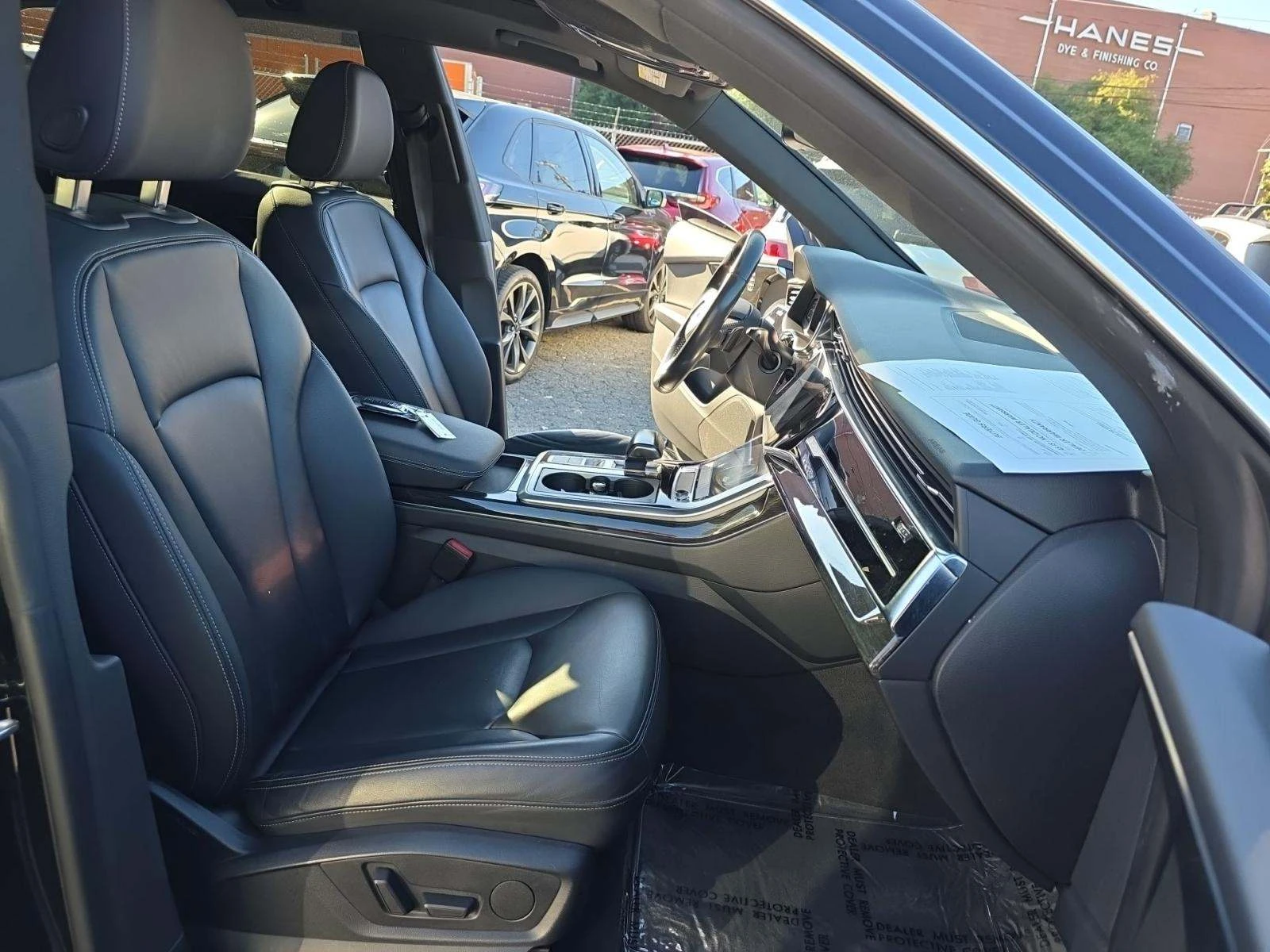 Audi Q8  - изображение 8