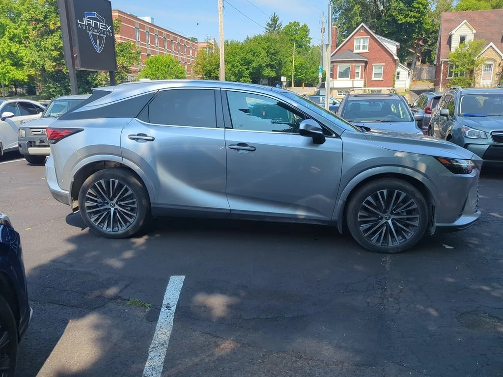 Lexus RX  - изображение 3