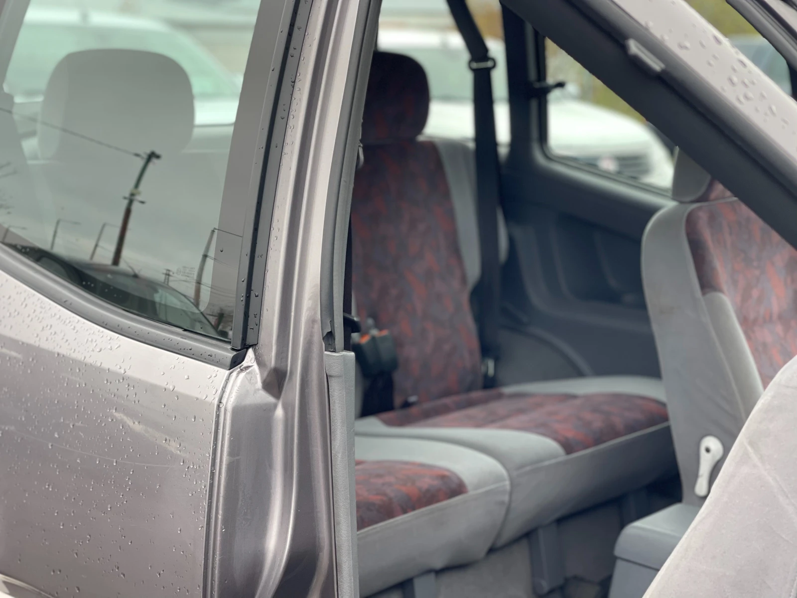 Nissan Terrano 2.7TDi 4x4 Италия / Климатик - изображение 9