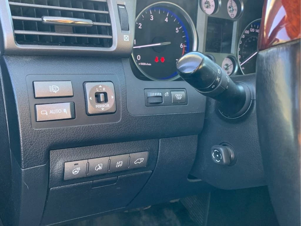 Lexus LX 570 * * CARFAX * * ���� ������ * *  | Mobile.bg � ����������� 11