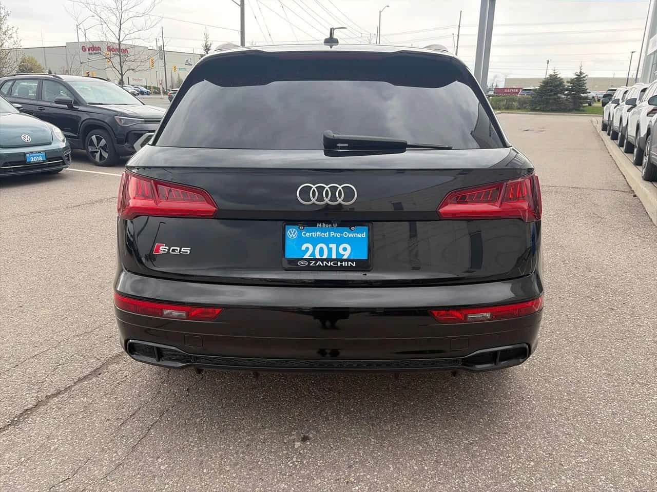 Audi SQ5 * Technik * ДИСТРОНИК * 360 * DIGITAL, снимка 4 - Автомобили и джипове - 54460350