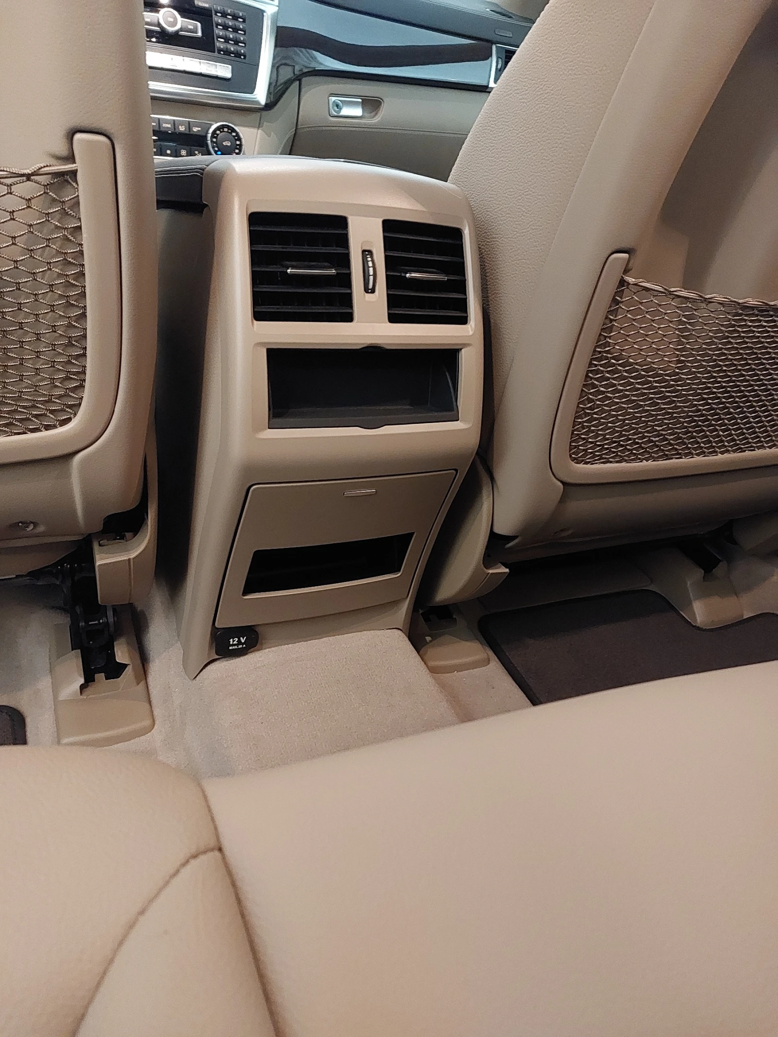 Mercedes-Benz ML 350 BLUETEC 4MATIC, снимка 14 - Автомобили и джипове - 54493129