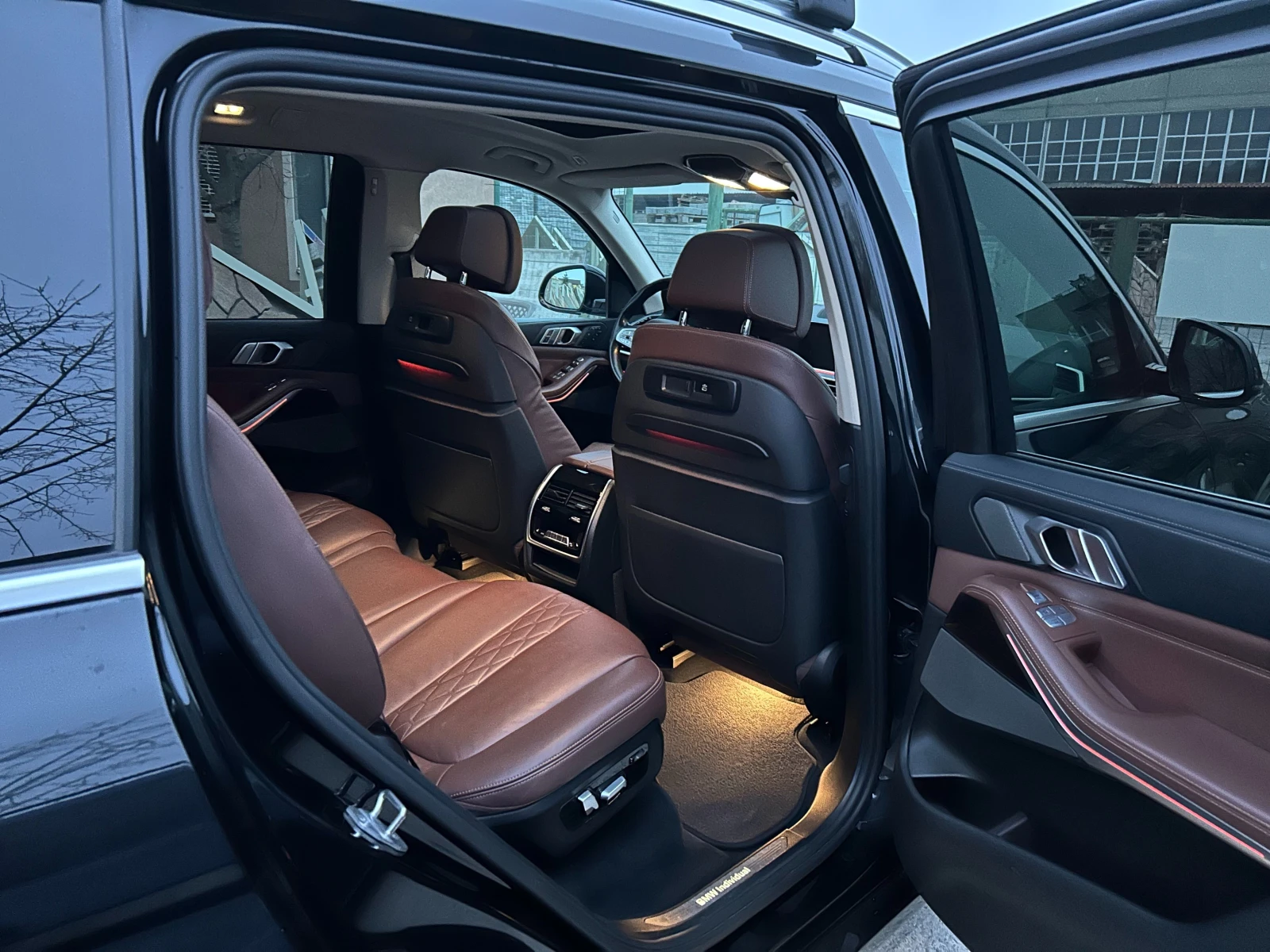 BMW X7 40i, снимка 3 - Автомобили и джипове - 54924278