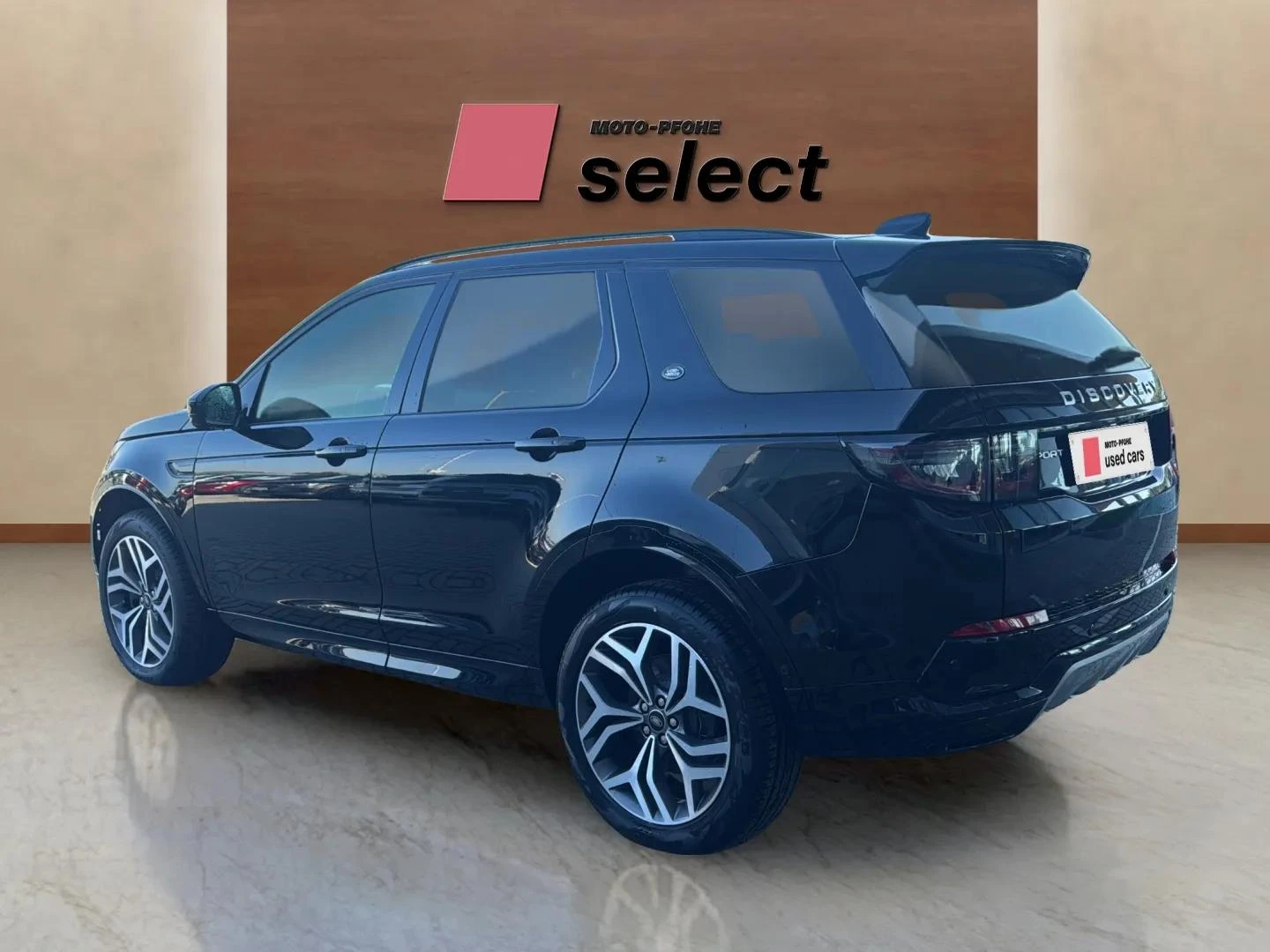 Land Rover Discovery Sport 2.0D, снимка 3 - Автомобили и джипове - 55193698
