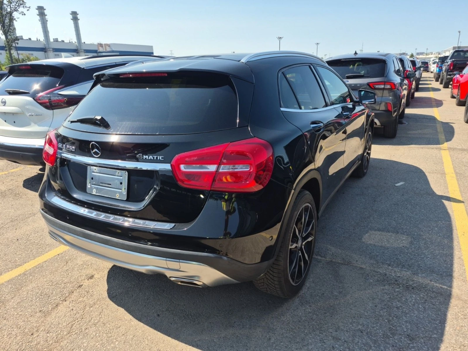 Mercedes-Benz GLA 250 * AвтоКредит * (ЦЕНА ДО БГ), снимка 3 - Автомобили и джипове - 55619344