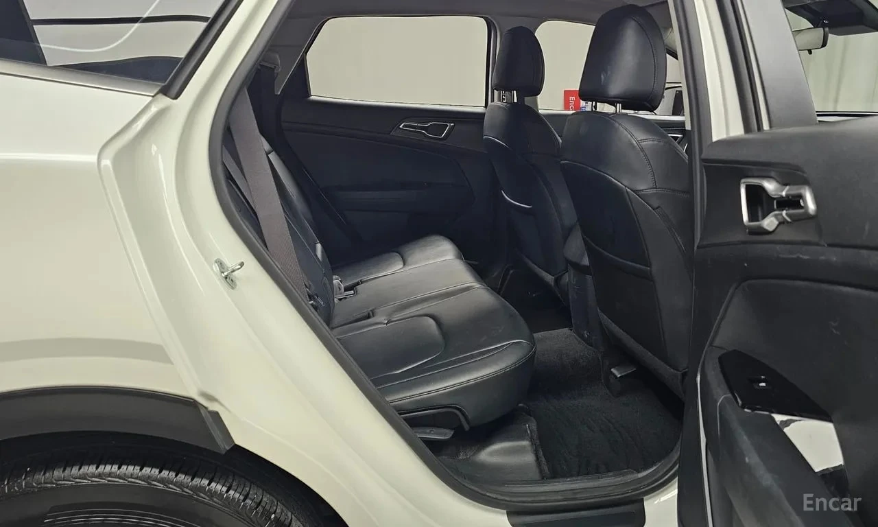 Kia Sportage * Gasoline 1.6 Turbo 2WD * БЕЗ ПЪРВОНАЧАЛНА ВНОСКА, снимка 12 - Автомобили и джипове - 55898111