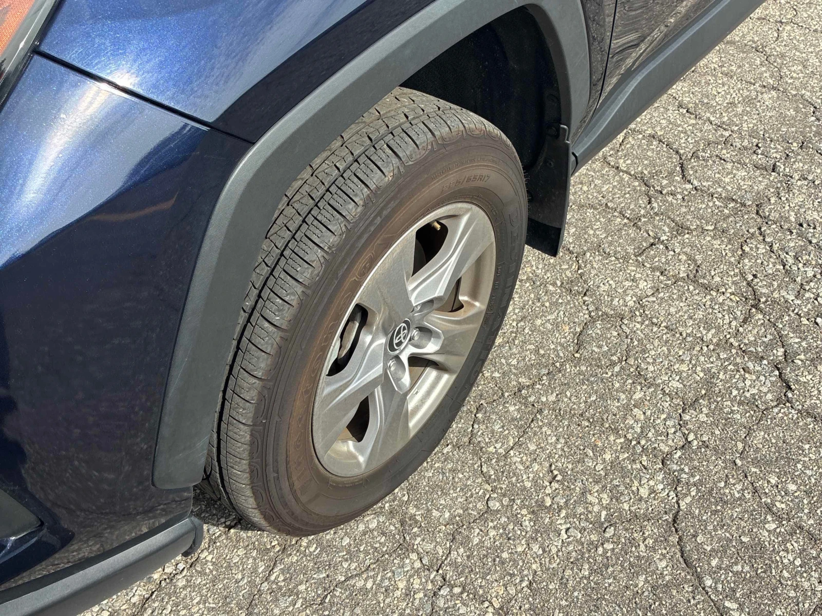 Toyota Rav4 * Hybrid XLE * CARFAX * , снимка 7 - Автомобили и джипове - 56011467