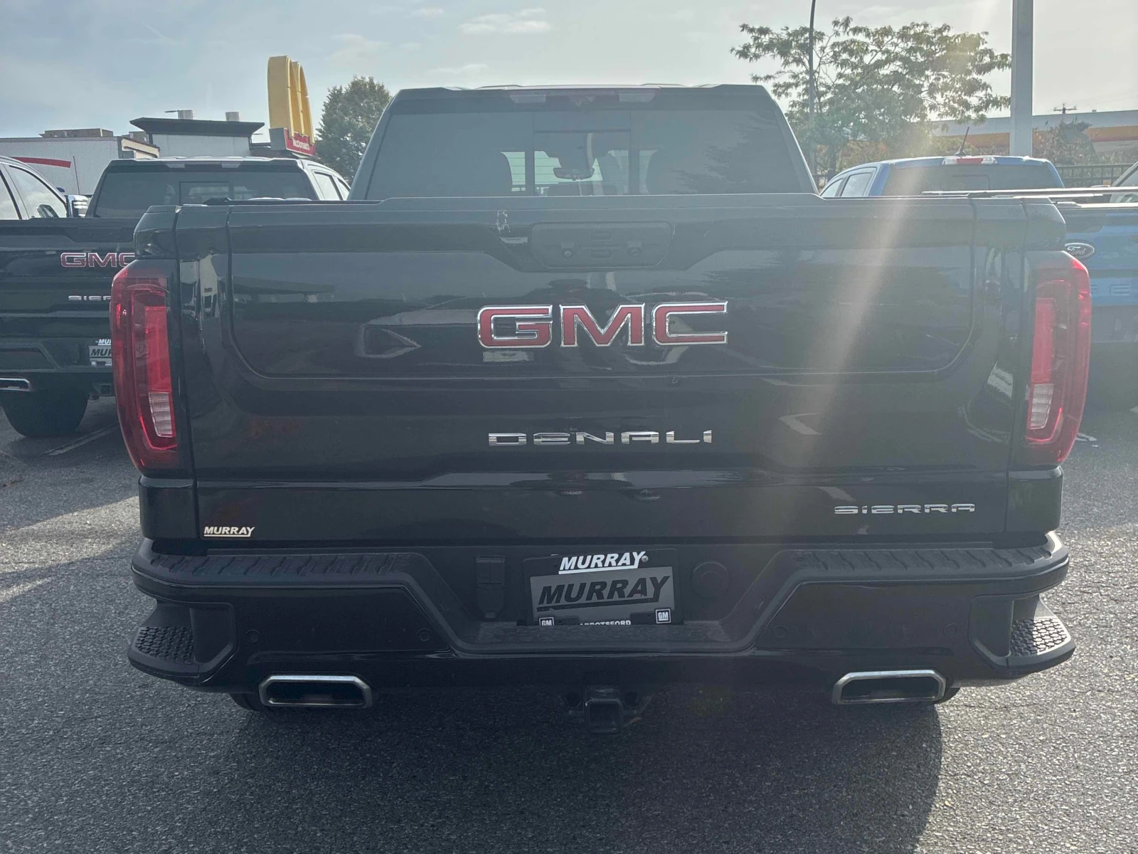 Gmc Sierra DENALI| HUD| 360| ОБДУХ| ПАНО| 2 KЛЮЧА, снимка 4 - Автомобили и джипове - 56067935