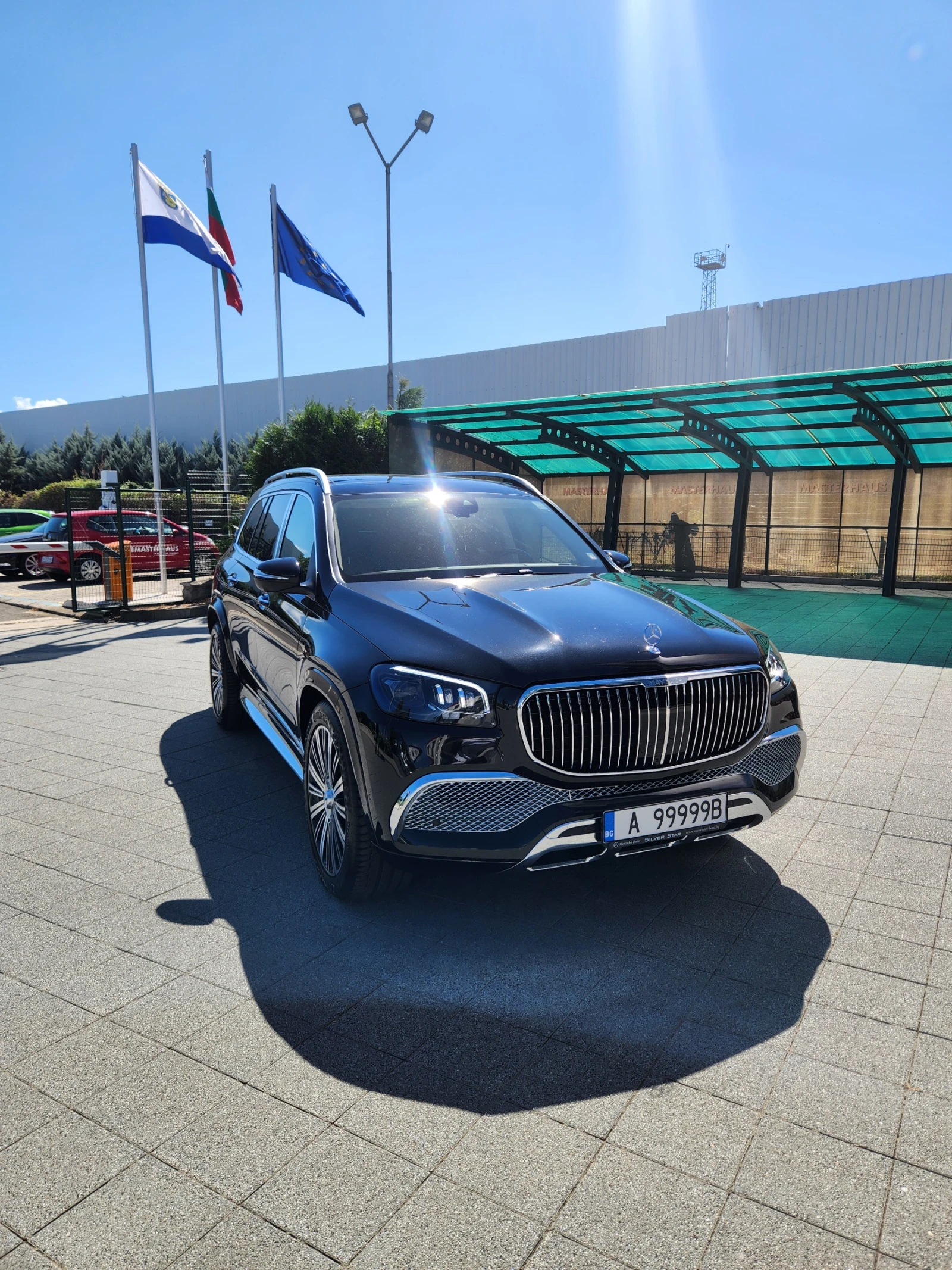 Mercedes-Benz GLS 600 Maybach, снимка 2 - Автомобили и джипове - 56126376