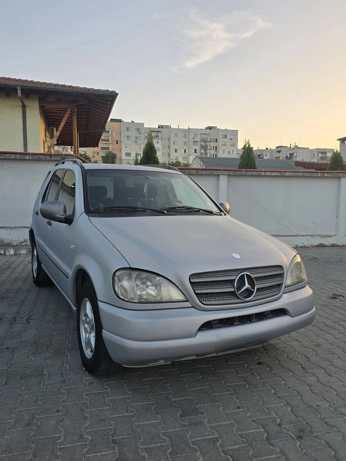 Mercedes-Benz ML 320