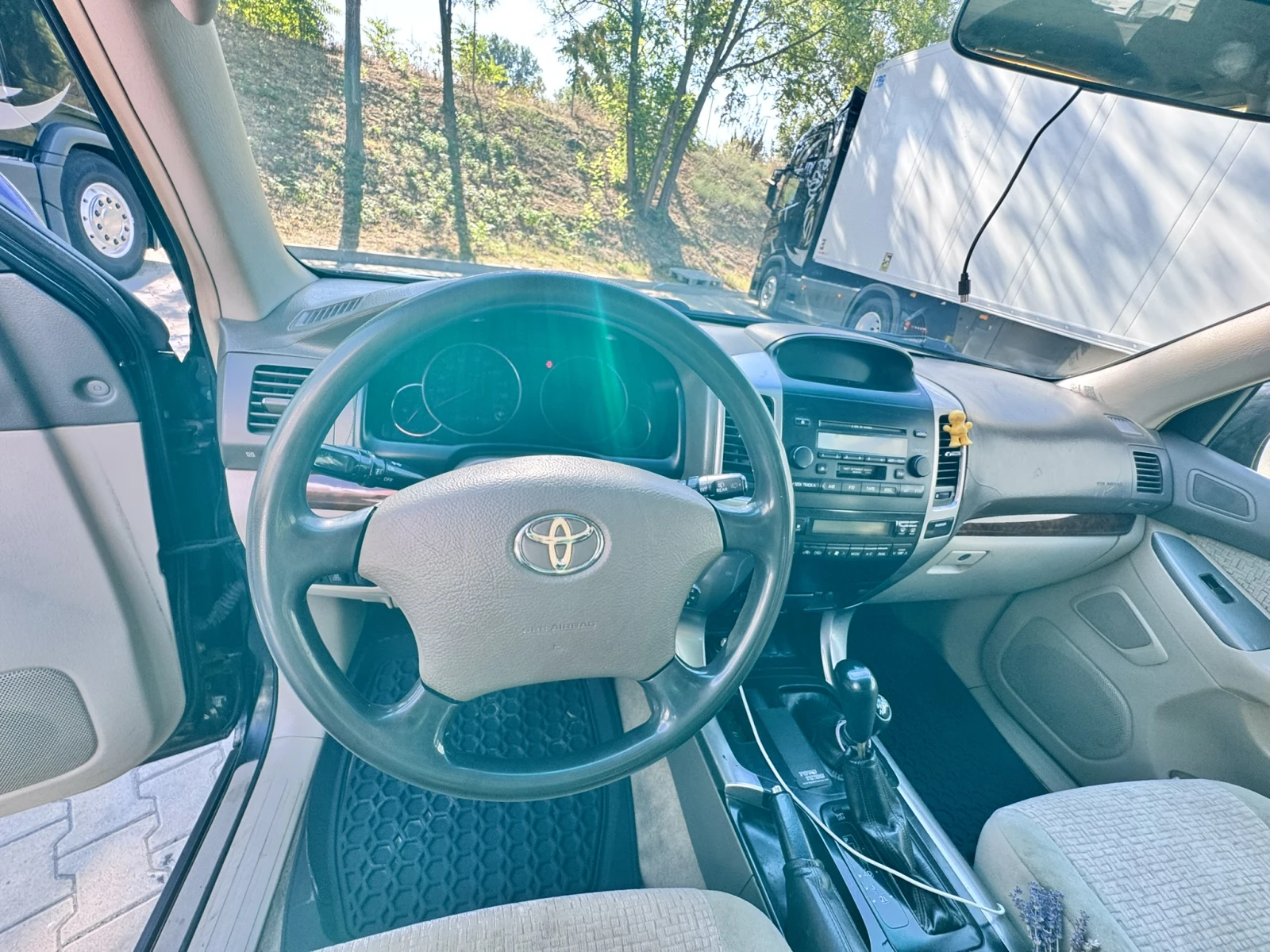 Toyota Land cruiser J120, снимка 8 - Автомобили и джипове - 56463659