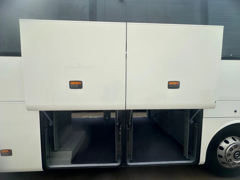 Mercedes-Benz Tourismo 17 RHD 67 Седалки, снимка 13 - Бусове и автобуси - 52802035