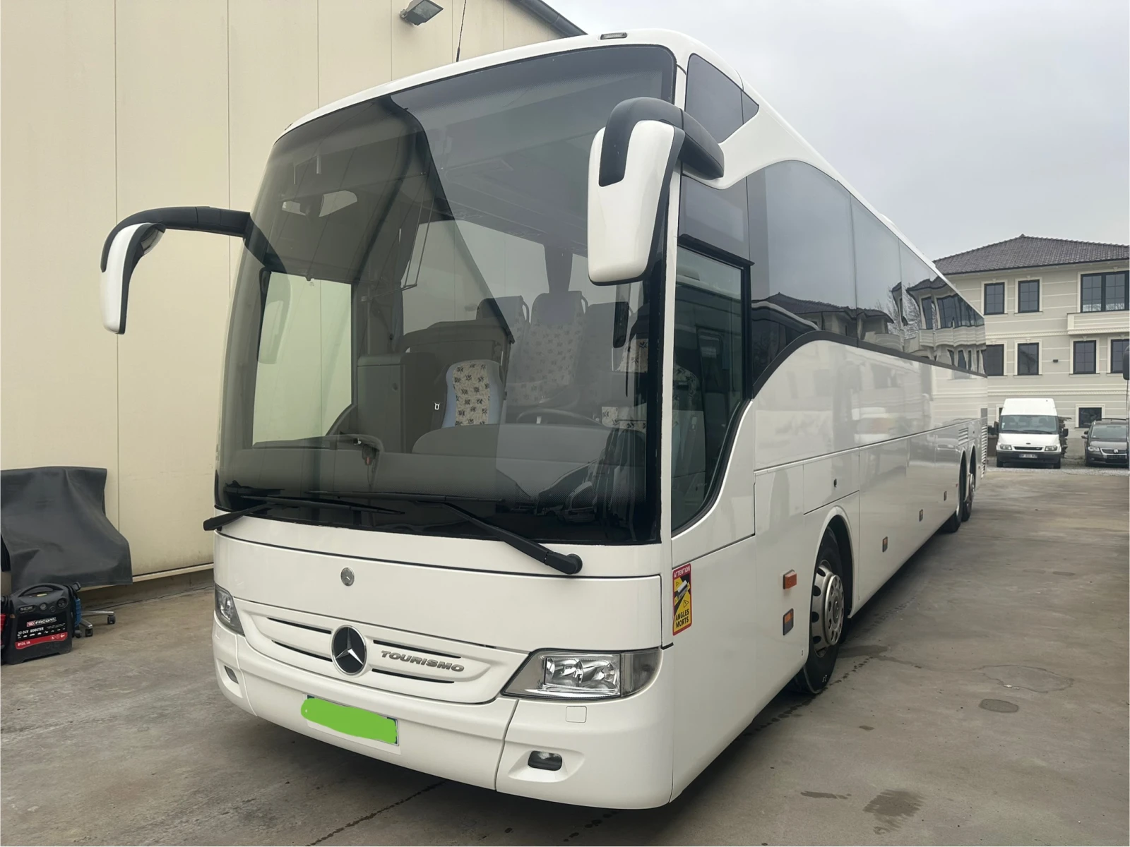 Mercedes-Benz Tourismo 17 RHD 67 Седалки - изображение 2