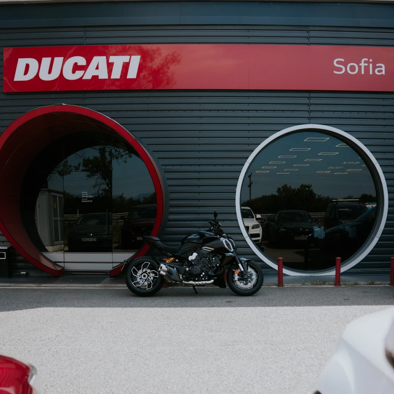 Ducati Diavel V4 