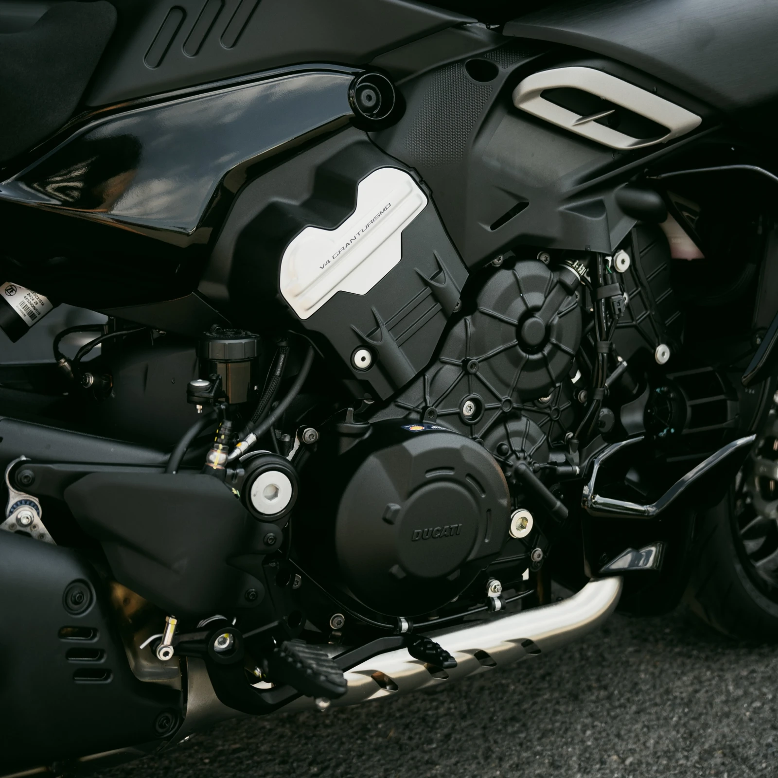 Ducati Diavel V4  - изображение 8