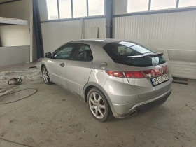 Honda Civic 1.8i, снимка 2