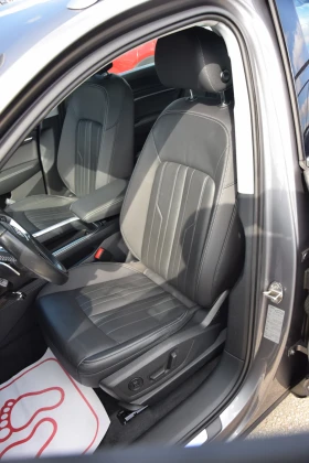 Audi E-Tron 50 quattro , снимка 10