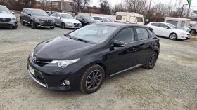 Toyota Auris 1.6 НАВИ-ПОДГРЕВ, снимка 1