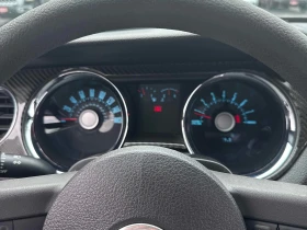Ford Mustang GT 5.0 * РЪЧКА * НАВИ * ЧЕРНА КОЖА * , снимка 8