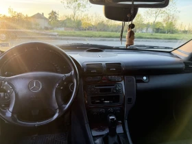 Mercedes-Benz C 220, снимка 11