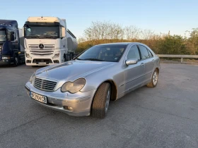 Mercedes-Benz C 220, снимка 2