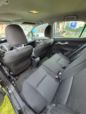 Toyota Auris 1.4 D4D, снимка 10